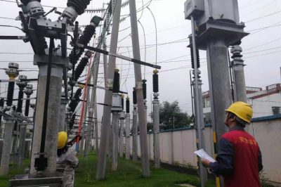 變電運維完成主變停送電倒閘操作，完成變電站一鍵順控安裝工作