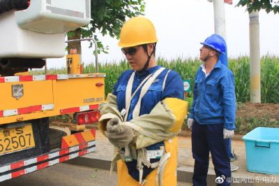 10千伏金泉線85號桿為牛泉鎮(zhèn)南劉家莊村機井灌溉設施接火送電