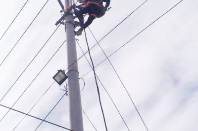 登桿調(diào)整10千伏薛宋線腰莊臺(tái)區(qū)負(fù)荷偏相平衡三項(xiàng)負(fù)荷