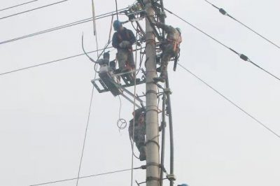 10千伏西正線36號桿安裝高壓隔離開關