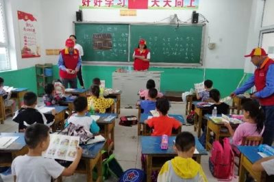 清苑區(qū)供電公司給小學(xué)生們上了一堂生動(dòng)精彩的安全用電知識(shí)課