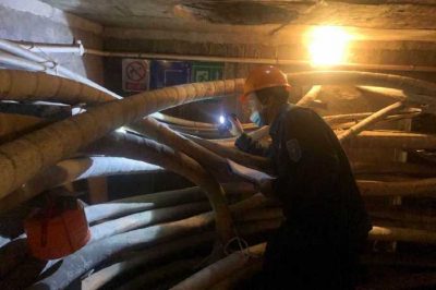 變電站出線10千伏電纜溝道內(nèi)電纜線路開(kāi)展特巡和紅外測(cè)溫