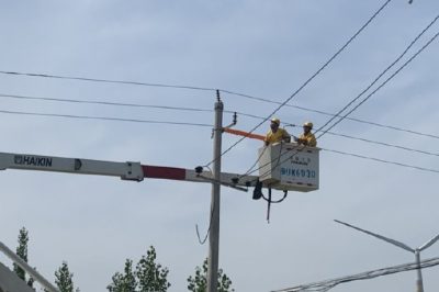 帶電作業(yè)保復(fù)課，提質(zhì)增效除缺陷