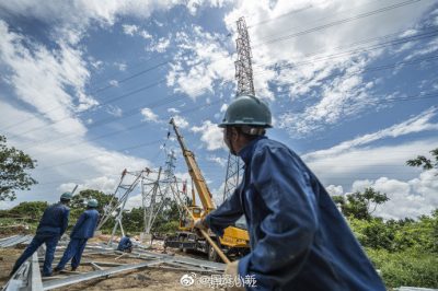 “老鐵”抗風加固改造中 一個字：穩(wěn)！