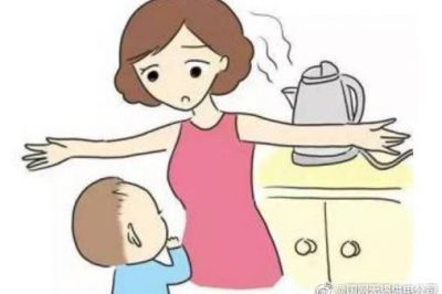 周末宅家樂(lè)，家長(zhǎng)們要提醒孩子不碰“帶電體”