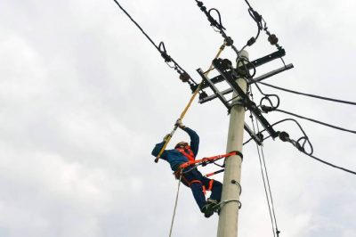 10千伏愛(ài)國(guó)線45號(hào)桿分界斷路器因故斷開