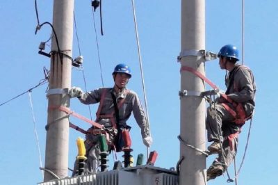 在10千伏五女店514線路更換導線、架設(shè)新桿
