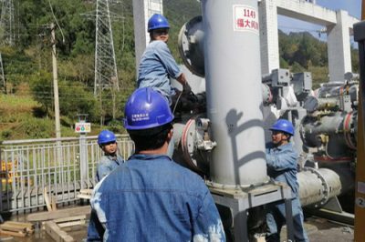 擴(kuò)建福成變電站??促進(jìn)山區(qū)大發(fā)展