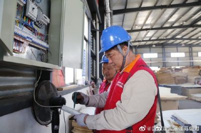 消防安全用電知識進(jìn)企業(yè)