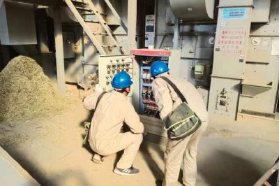 聯(lián)合農(nóng)機檢查??確保秋季用電安全