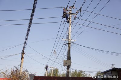 對孝直鎮(zhèn)10千伏尚莊線進(jìn)行檢修