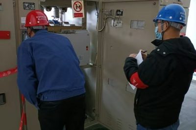 對村內(nèi)線路進(jìn)行改造，完善配網(wǎng)供電結(jié)構(gòu)