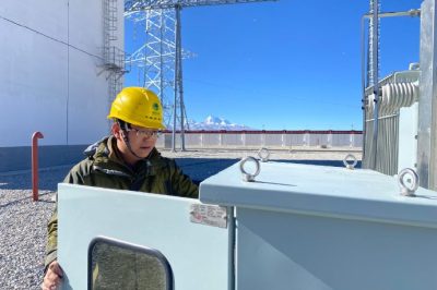 220千伏薩嘎變電站開展驗收工作