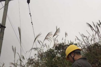 對輸電線路開展無人機(jī)巡檢