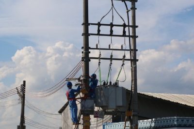 南網(wǎng)打工人，貼心守護(hù)萬家燈