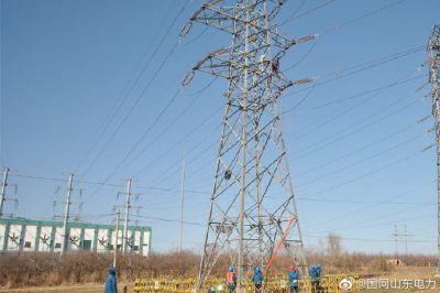 發(fā)現(xiàn)110千伏招鄒線2號塔A相大號側(cè)引流線夾發(fā)熱